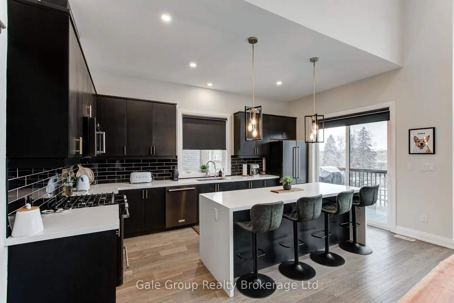 Additional image 4 of 409 Somme Street