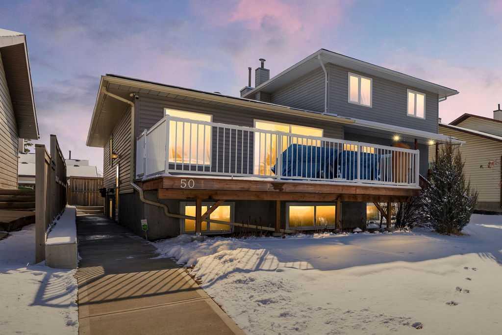 50 Cedarwood Rise SW, Calgary, AB, T2W3H9