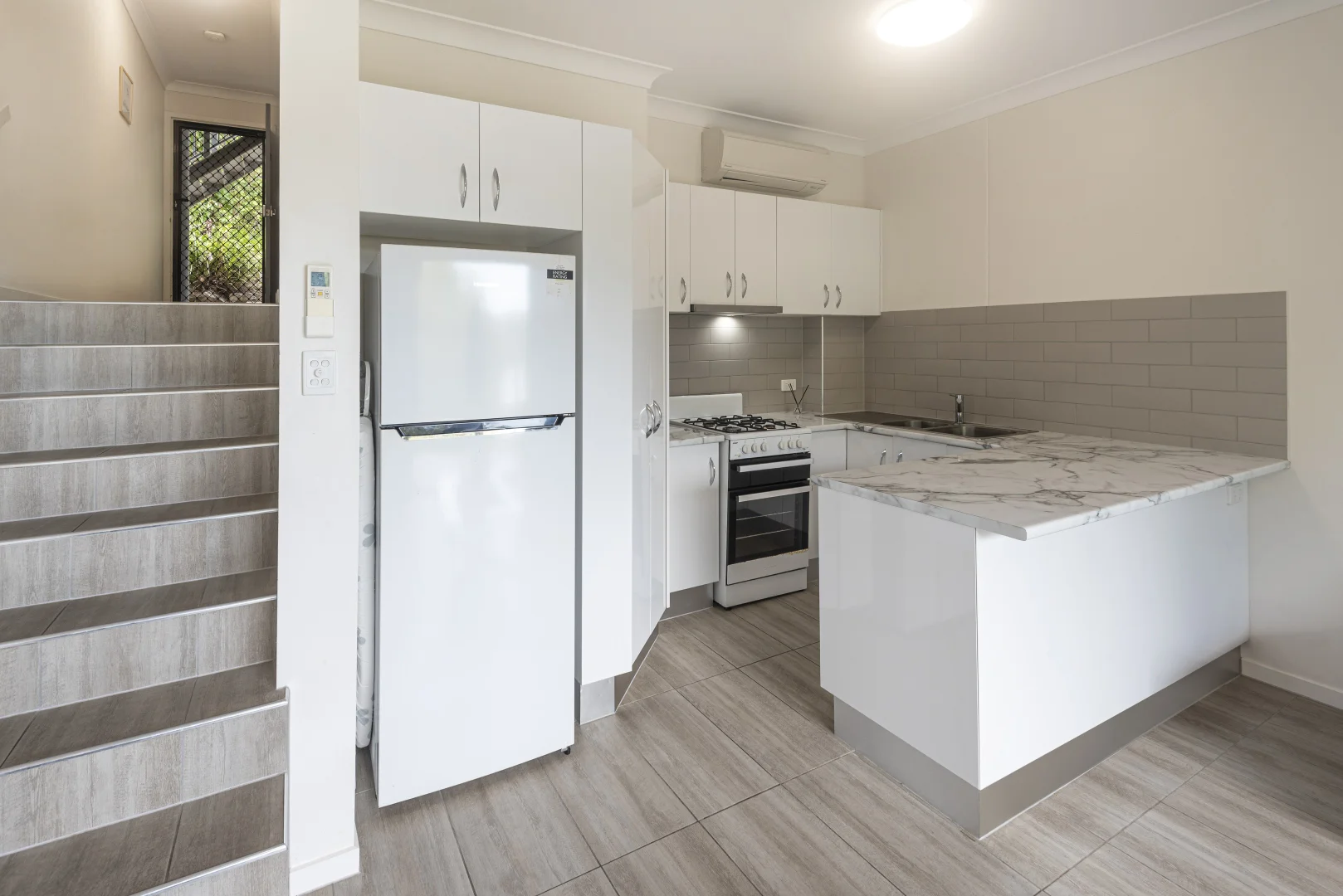 Additional image 2 of Baybreeze K/5 Eastview Lane, Hamilton Island QLD 4803