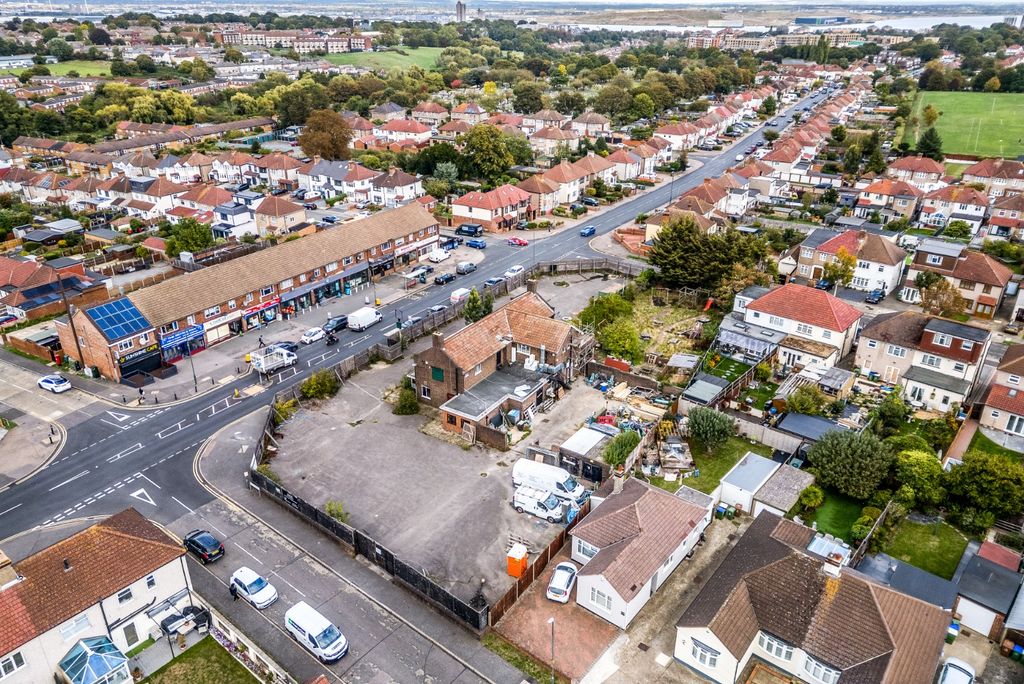 Land for saleThe Great Harry, Parsonage Manorway, Belvedere, Kent DA17 photo 3