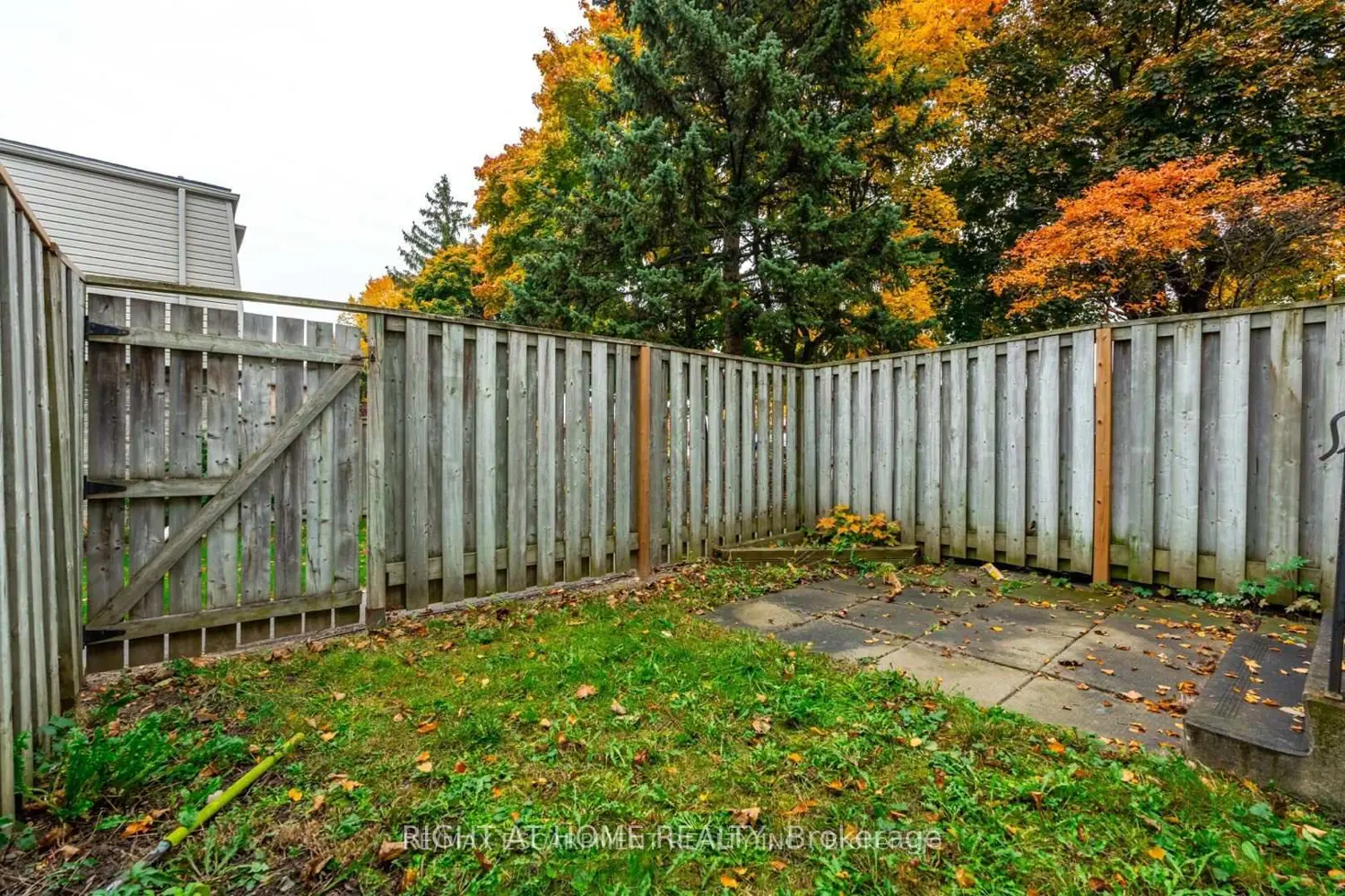 Additional image 12 of 33 Rochelle Avenue 46