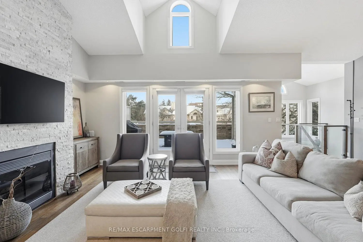 Additional image 7 of 3230 New Street 3