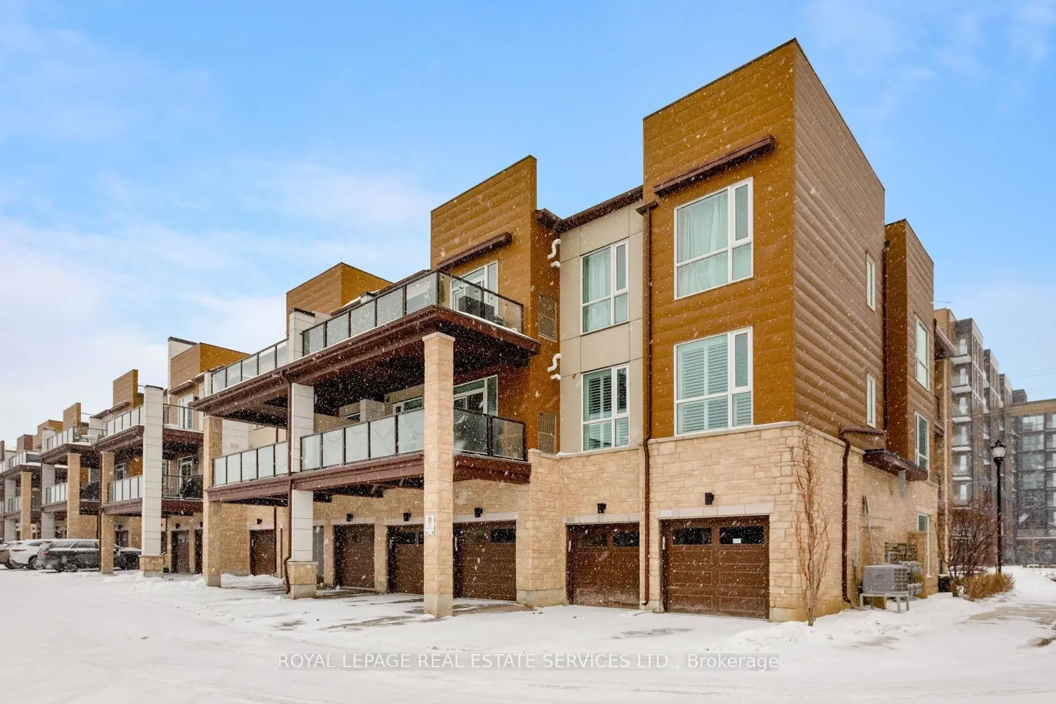 Additional image 19 of 2370 Khalsa Gate 212