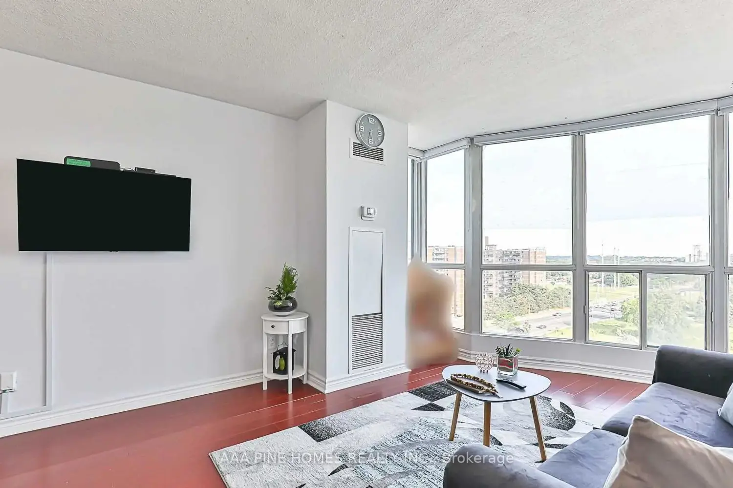 Additional image 6 of 2550 Lawrence Avenue 1111