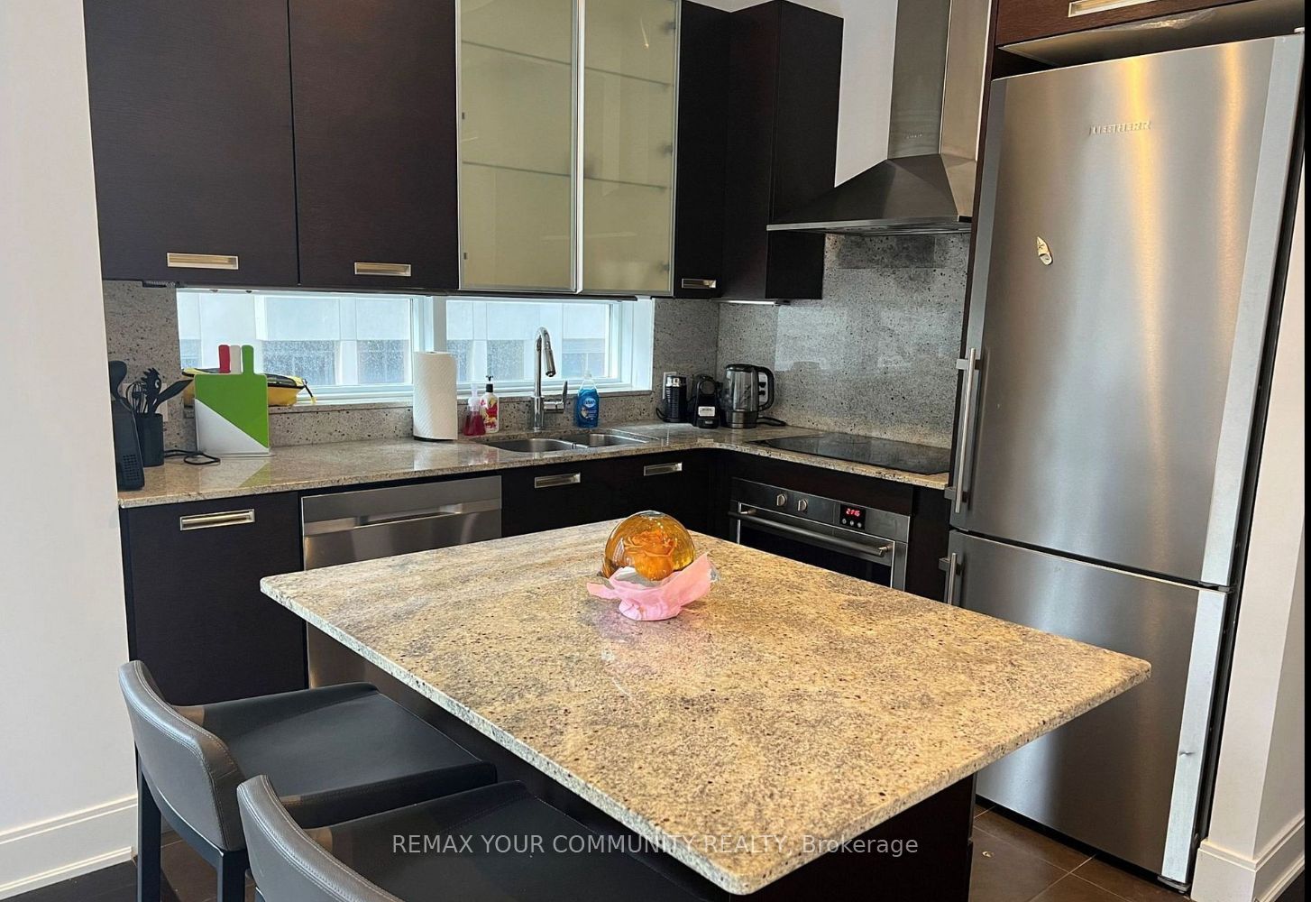 Additional image 4 of 1106-21 Balmuto Street, Toronto, ON, M4Y 1W4
