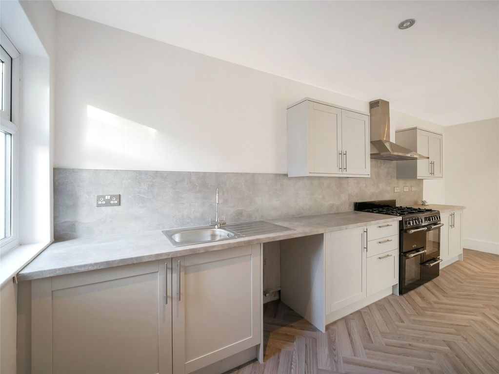 Additional image 15 of 5 bed semi-detached house for saleNewton Street, Greenock, Inverclyde PA16