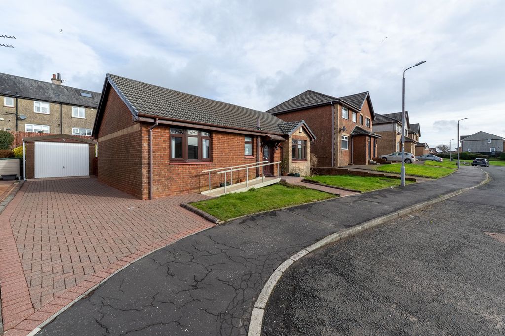 3 bed detached bungalow for saleFearnan Place, Greenock PA16