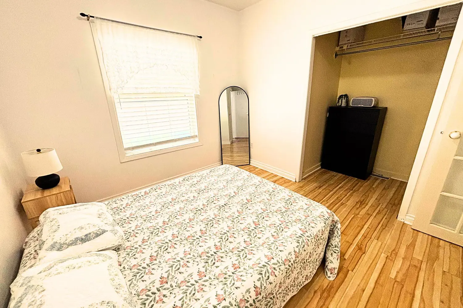 Additional image 10 of 695 High Street