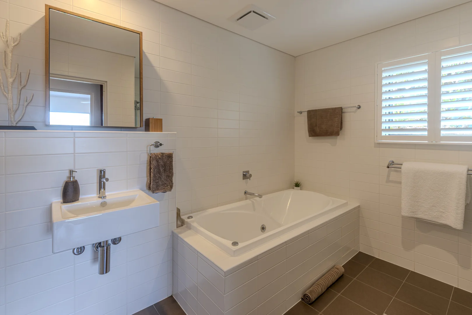 Additional image 21 of Peninsula 3/18 Whitsunday Boulevard, Hamilton Island QLD 4803