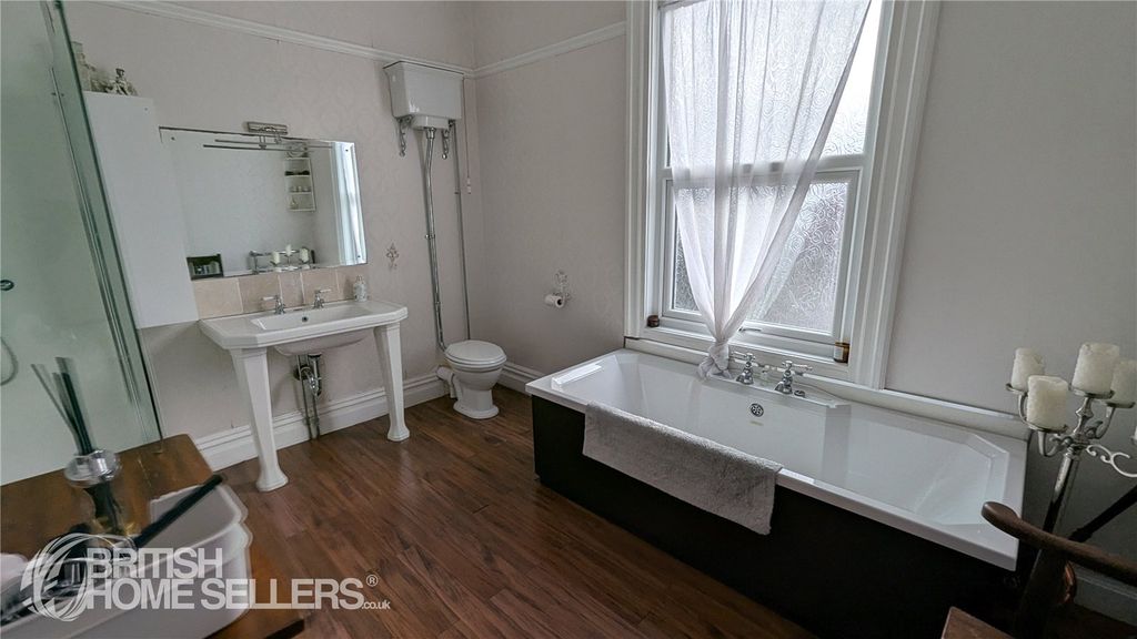 Additional image 22 of 6 bed semi-detached house for salePark Road, Hartlepool, Durham TS26