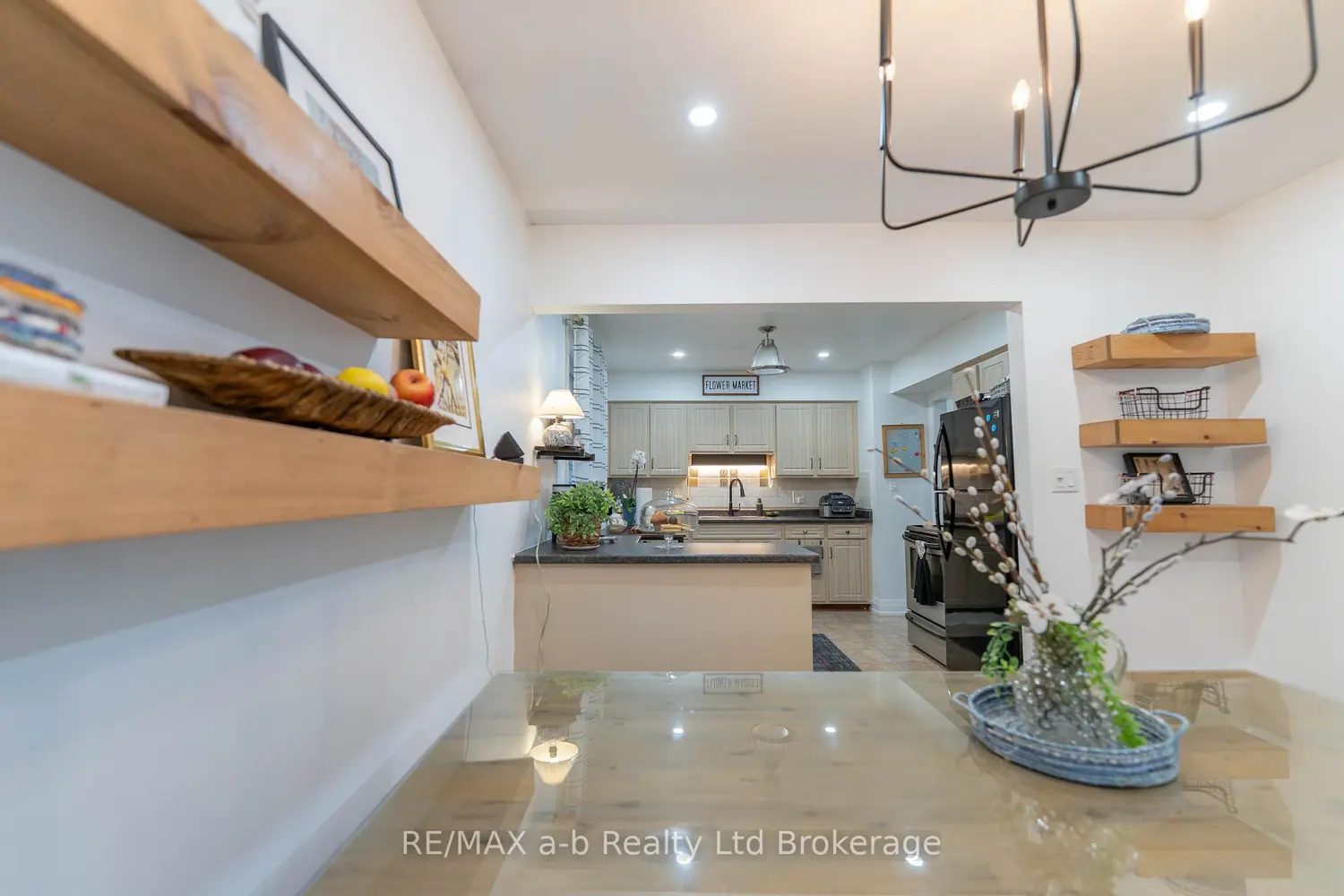 Additional image 3 of 6 Camdon Court