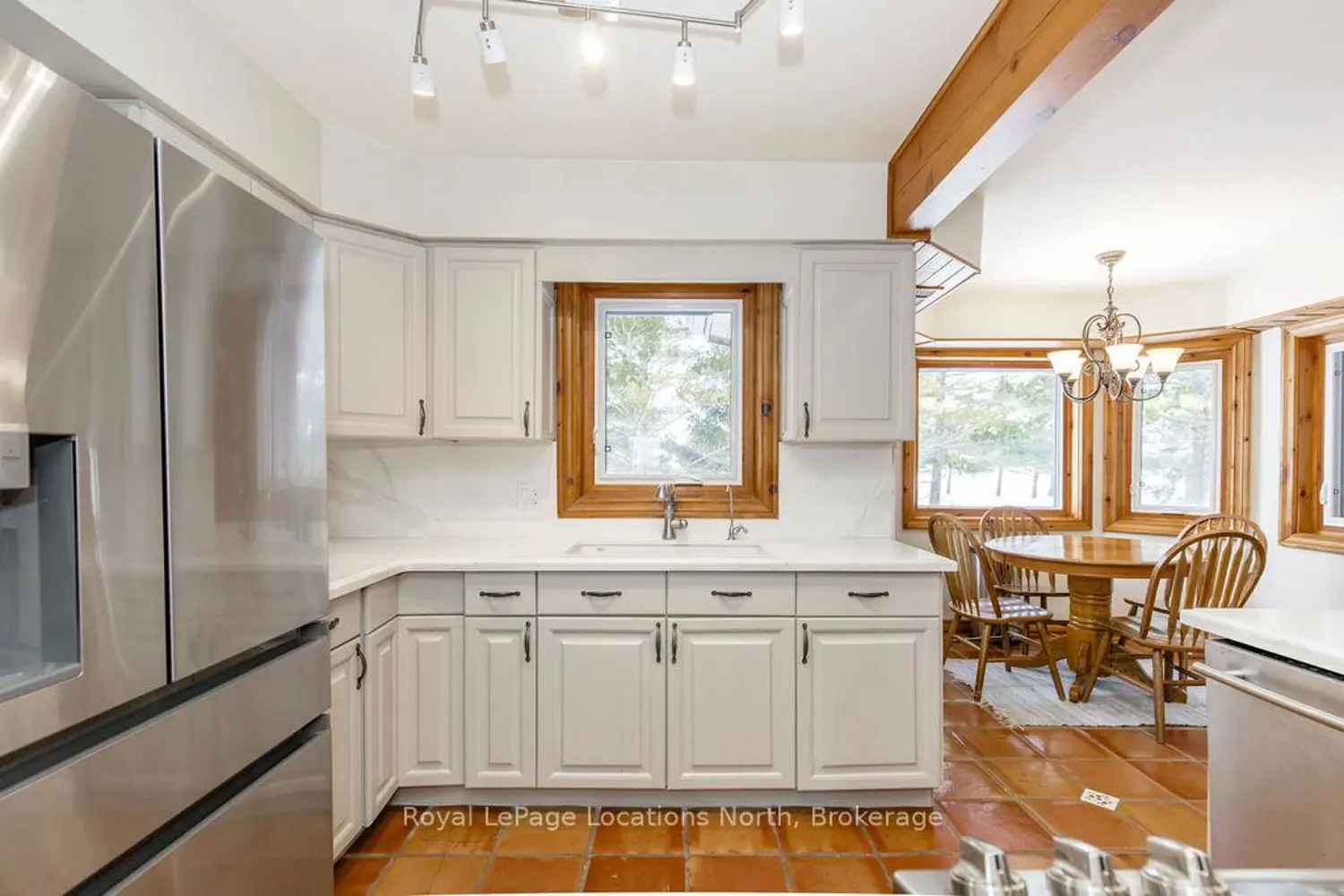 59 Wasaga Sands Drive photo 3