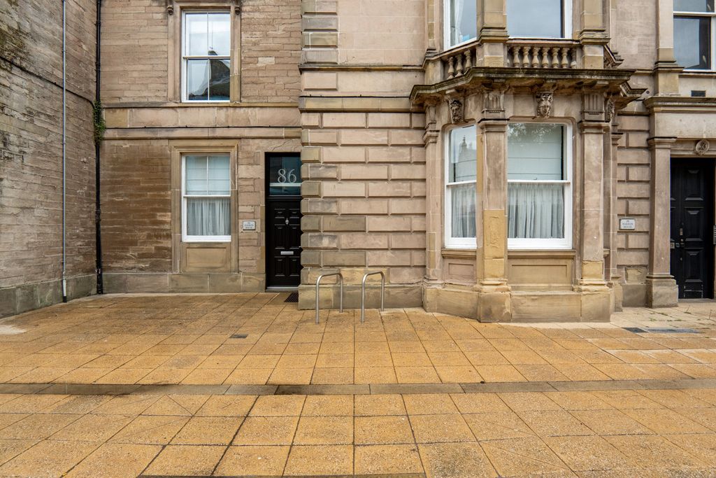 2 bed flat for sale86 High Street, Nairn IV12