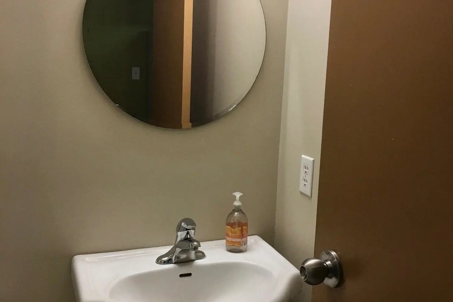 Additional image 12 of 253 Lester Street #104