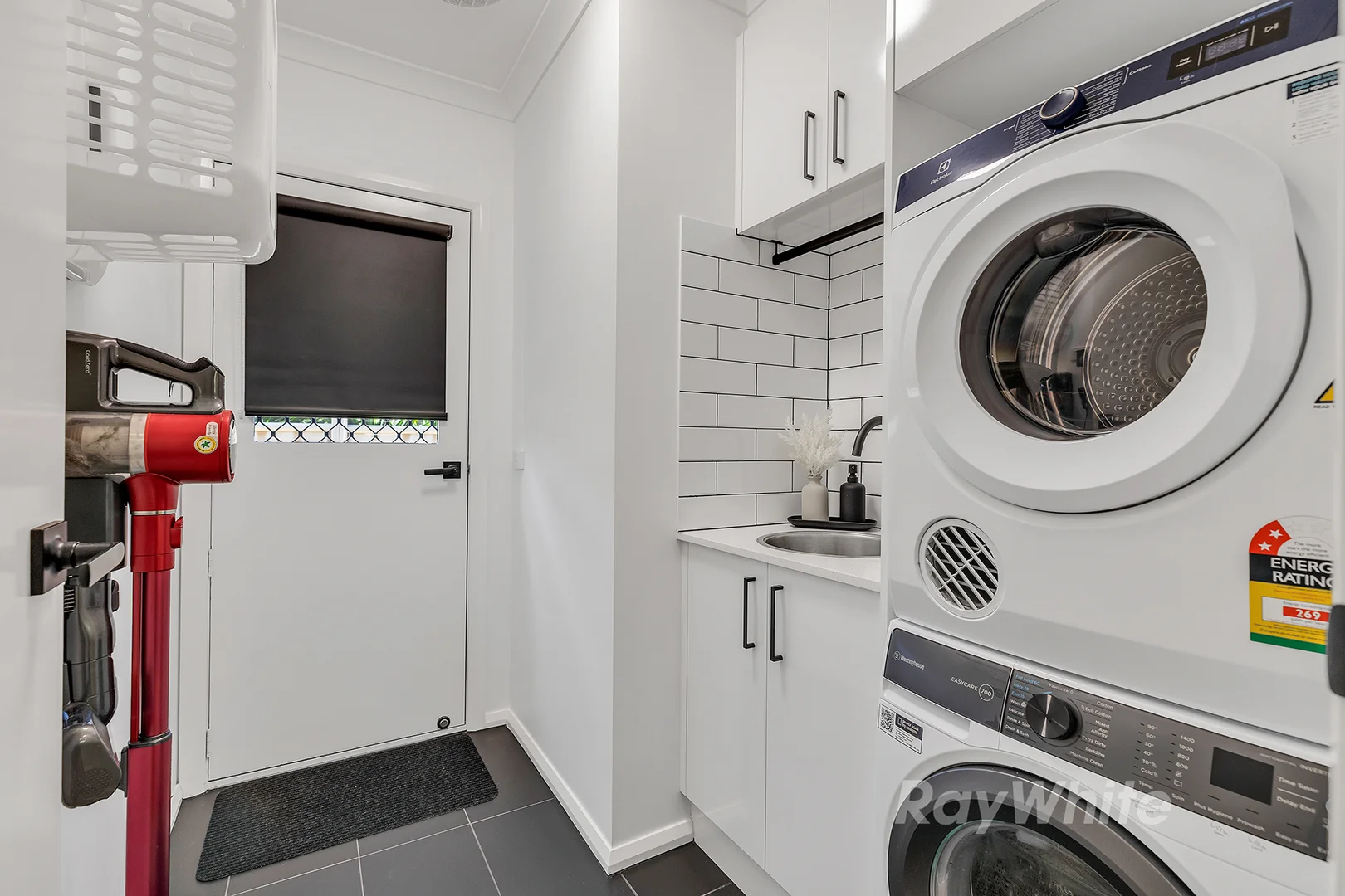 Additional image 13 of 4 Echuca Road, Rochester VIC 3561