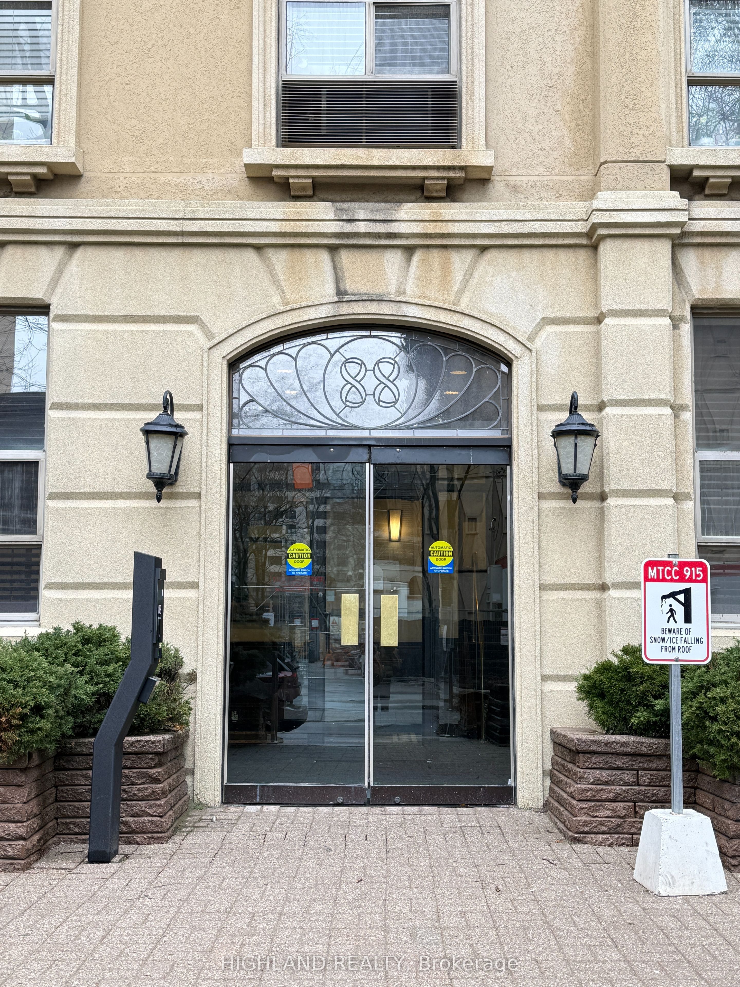 Additional image 2 of 611-88 Charles Street E, Toronto, ON, M4Y 2W7