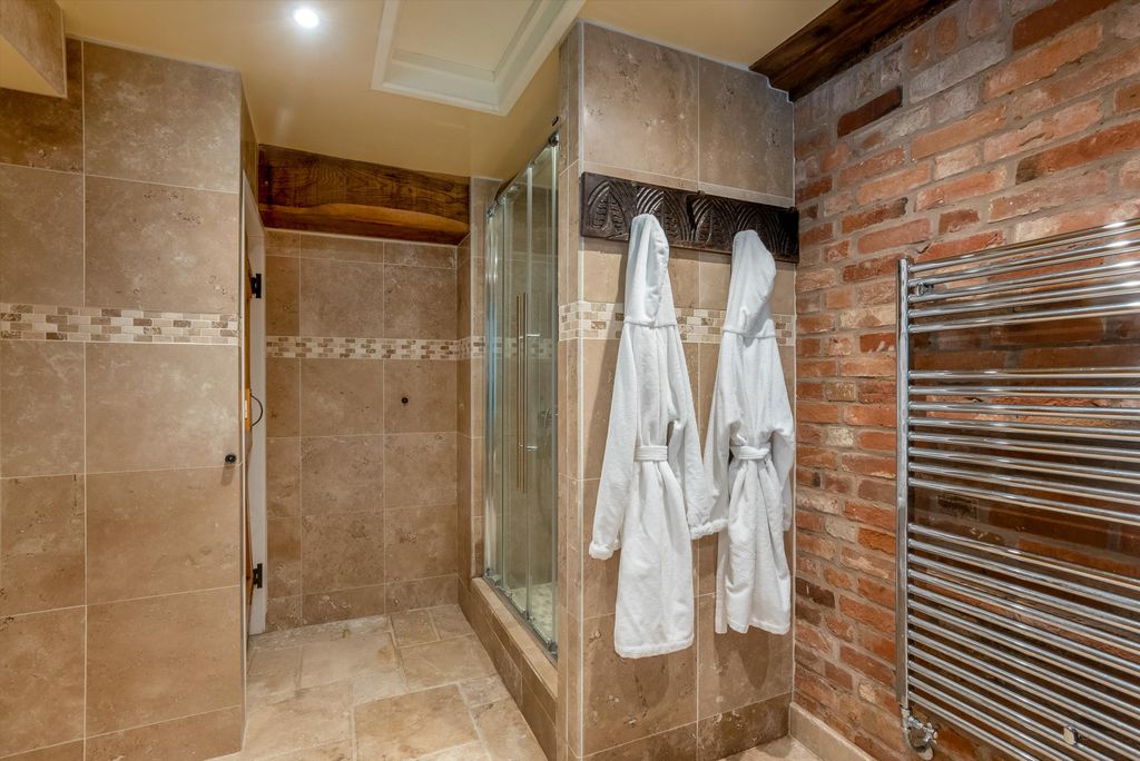 Additional image 29 of 5 bed detached house for saleOld Warwick Road, Rowington, Warwickshire CV35
