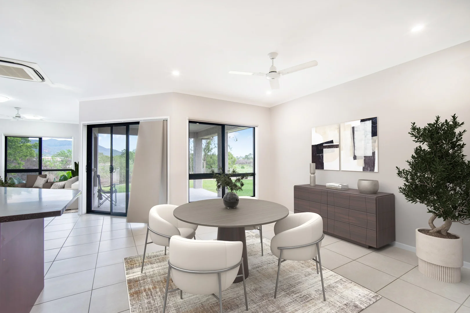 43 South Beck Drive, Rasmussen QLD 4815