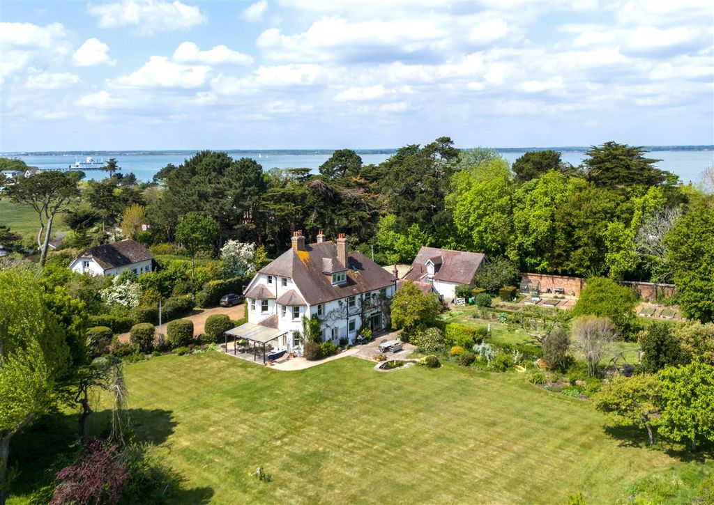 8 bed detached house for saleYarmouth, Isle Of Wight PO41
