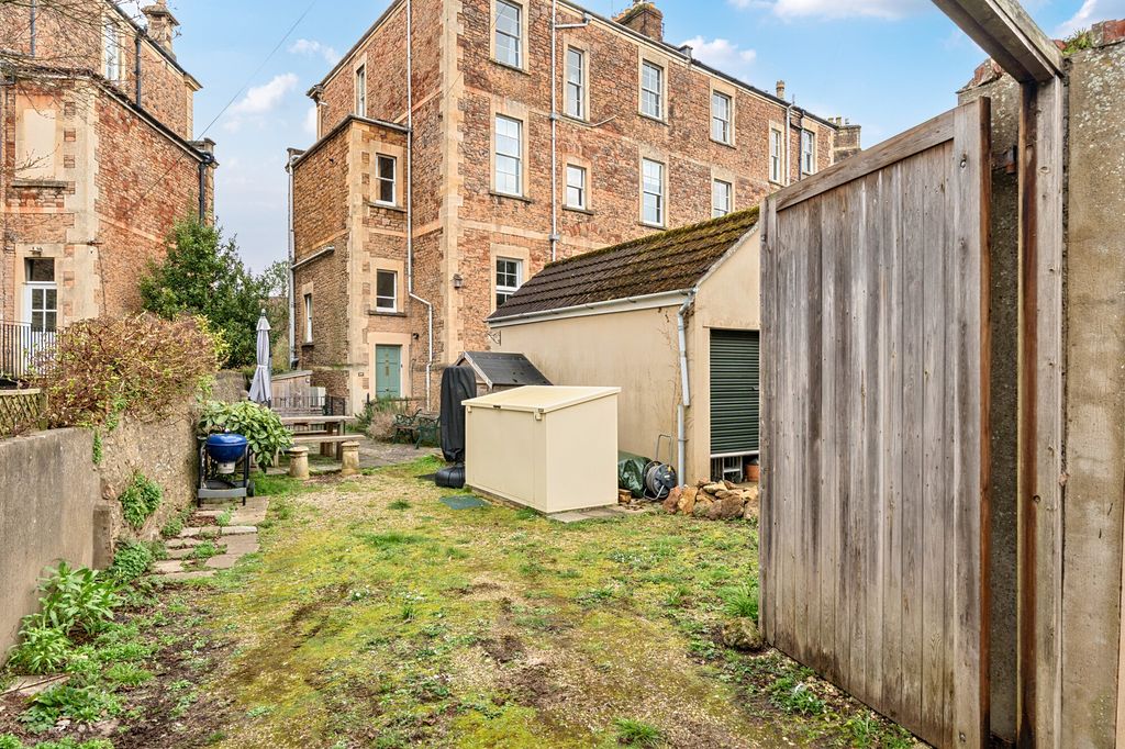 Additional image 22 of 2 bed flat for saleWorcester Crescent, Bristol BS8
