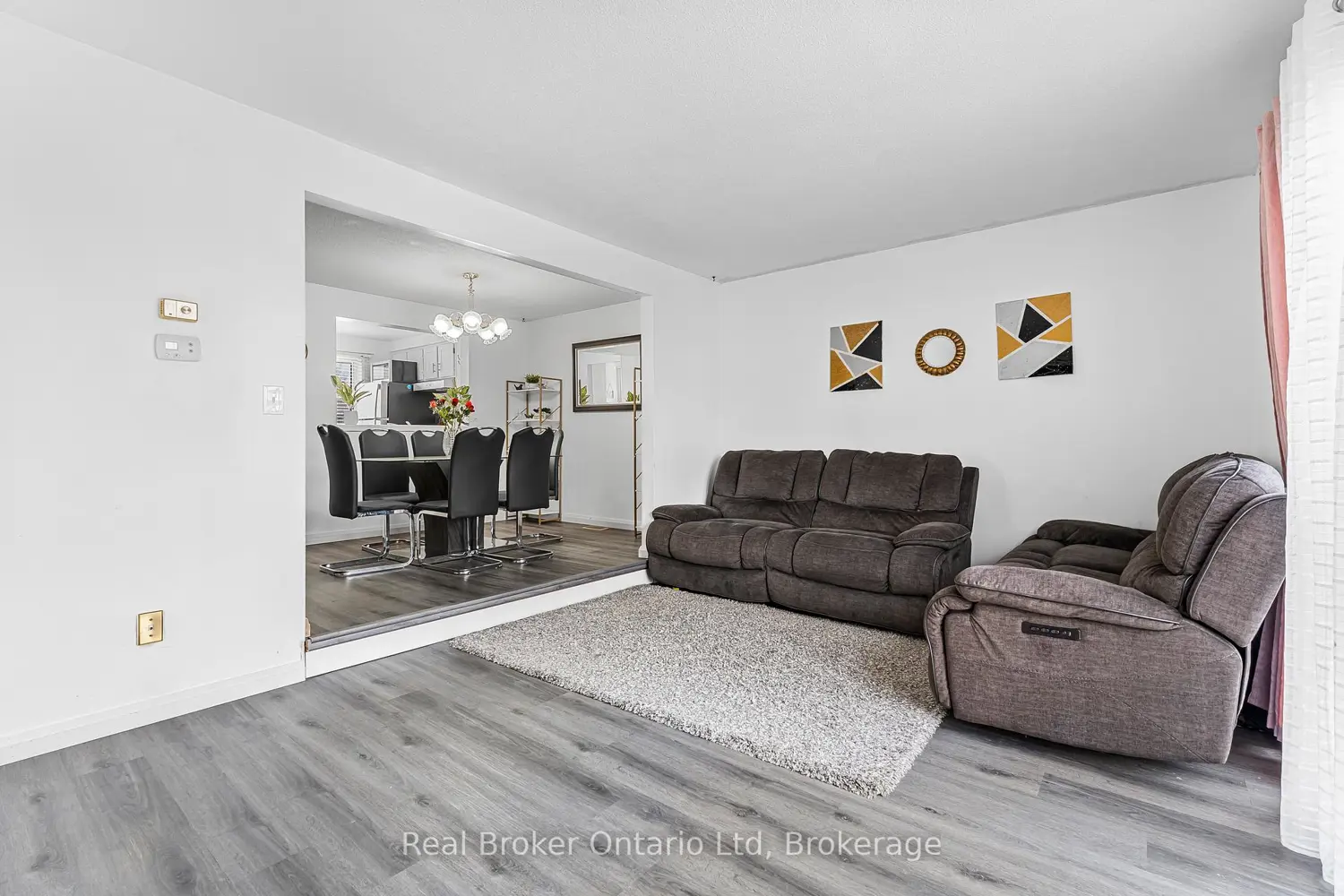 Additional image 9 of 5982 Dunn Street 8