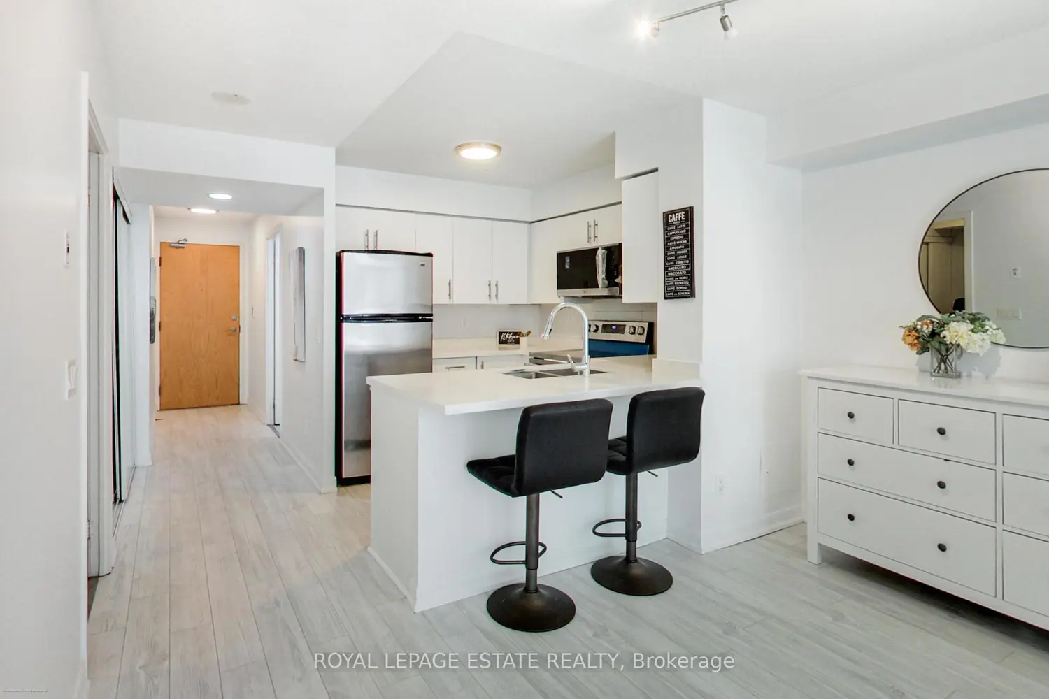 Additional image 10 of 4978 Yonge Street 808