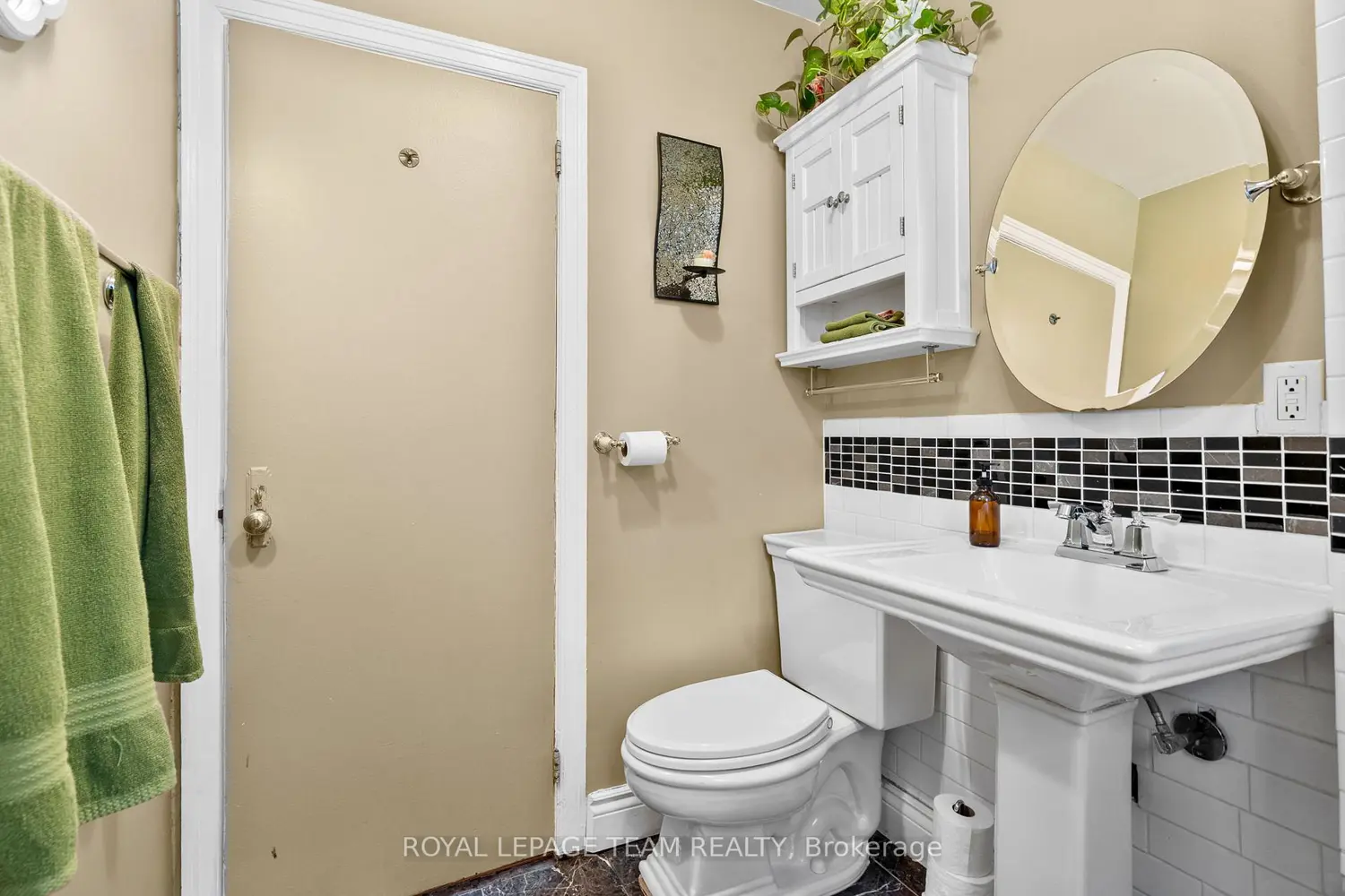 Additional image 13 of 421 Greenwood Avenue