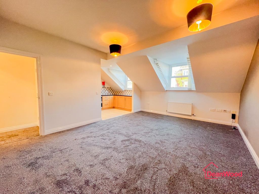 Additional image 7 of 2 bed flat for saleApt 5 Prospect Court, Woodbourne Road, Douglas, Isle Of Man IM1