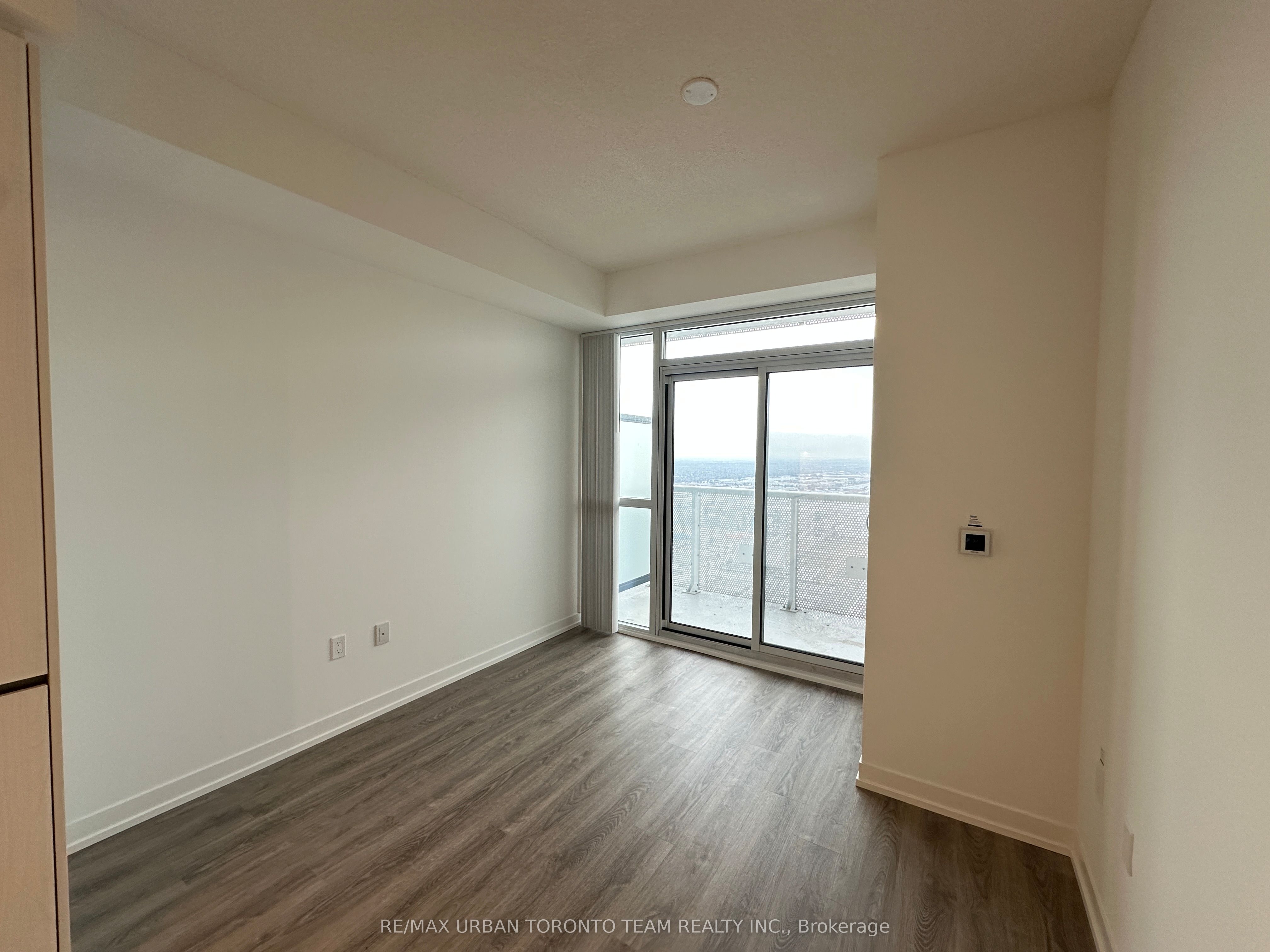 Additional image 5 of 5105-8 Interchange Way, Vaughan, ON, L4K 5Z7