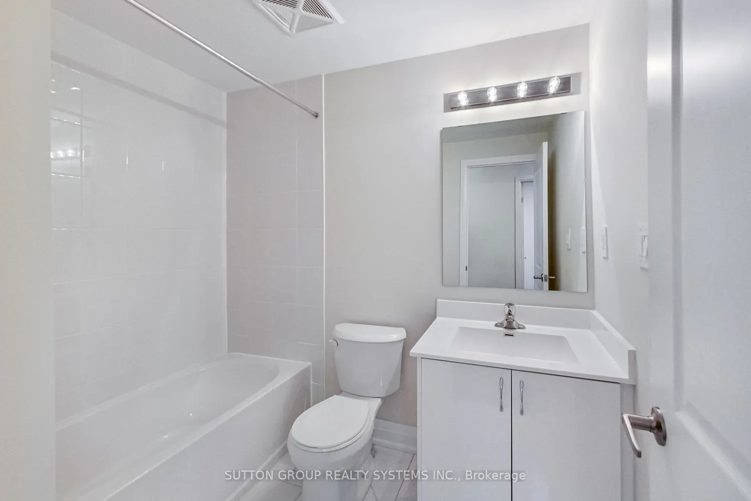 Additional image 15 of 1581 Rose Way 114