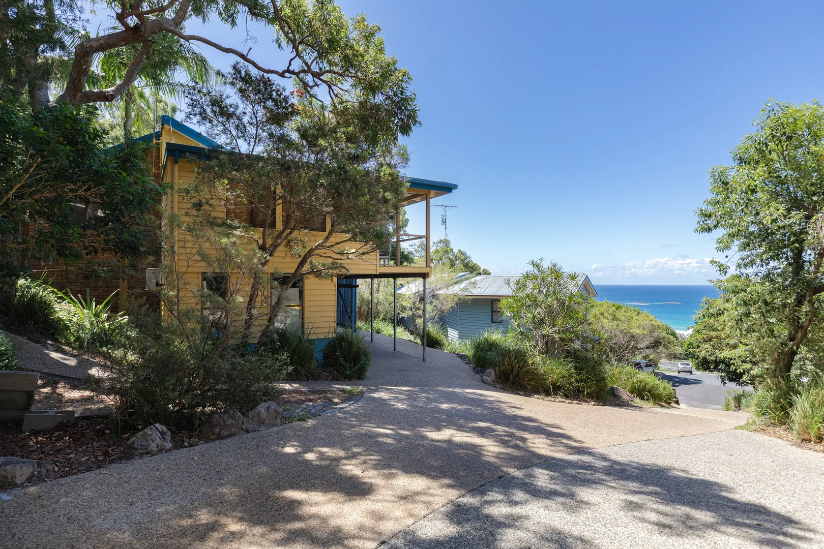 Additional image 2 of 2/5 Baker Crt, Point Lookout QLD 4183