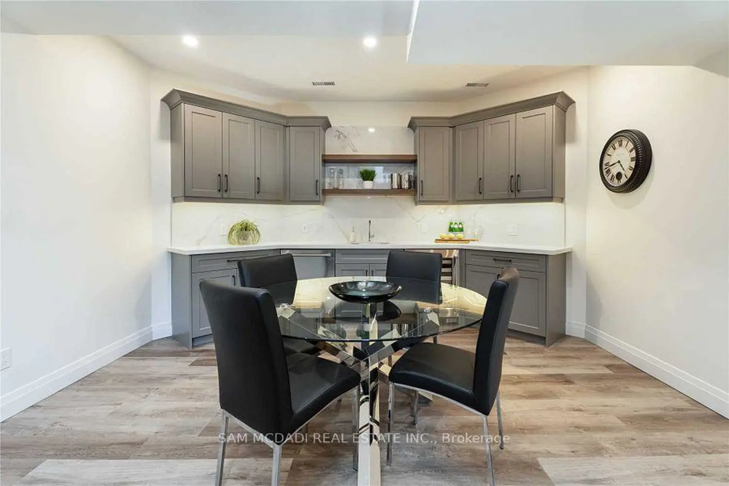 Additional image 15 of 2064 Almira Court