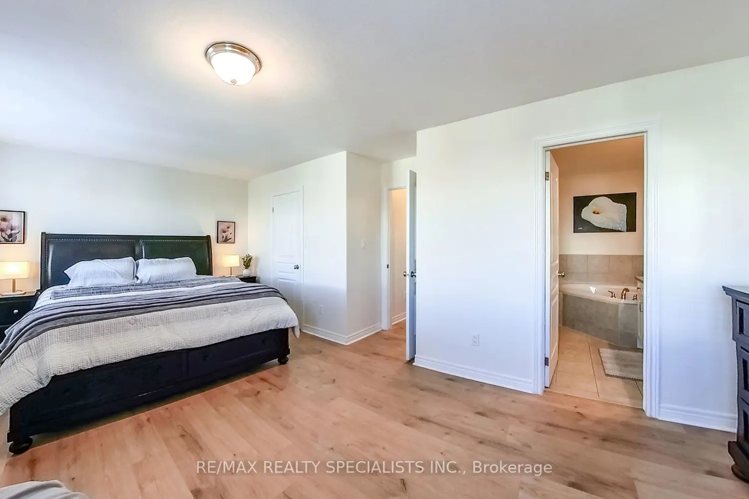 Additional image 10 of 189 Fall Fair Way