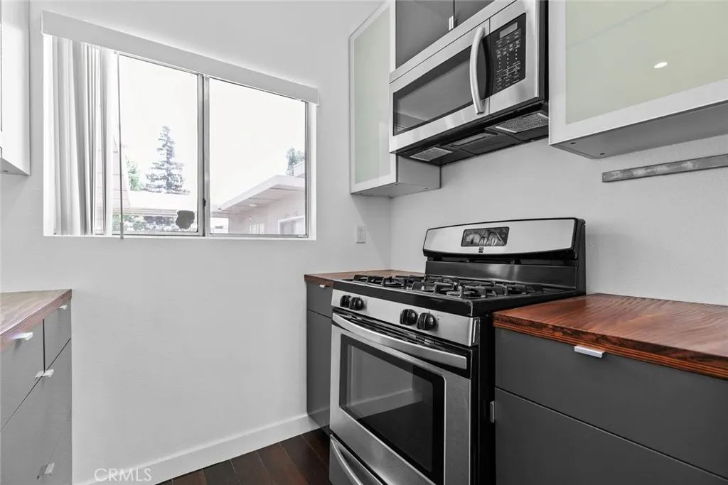 Additional image 20 of 4859 Coldwater Canyon Ave Unit 12, Sherman Oaks, CA 91423