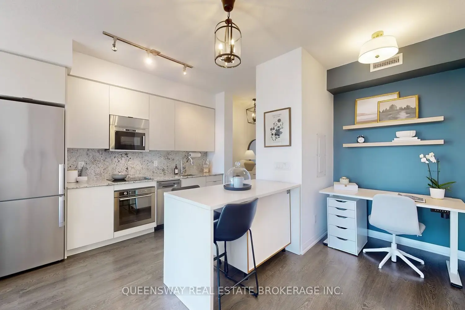 Additional image 5 of 101 Erskine Avenue 1605