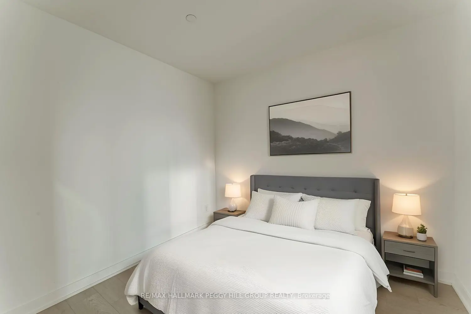 Additional image 5 of 31 Huron Street 421