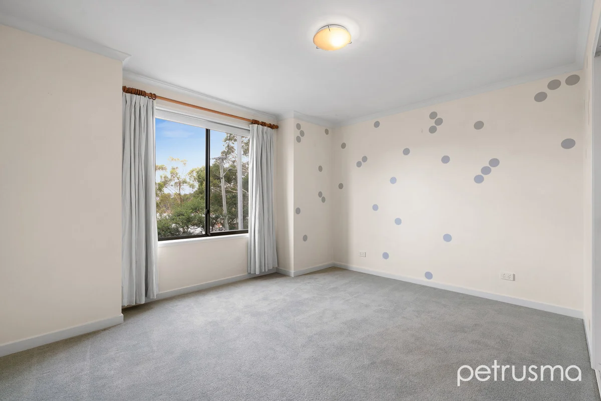 Additional image 12 of 3 Selby Place, Lindisfarne TAS 7015