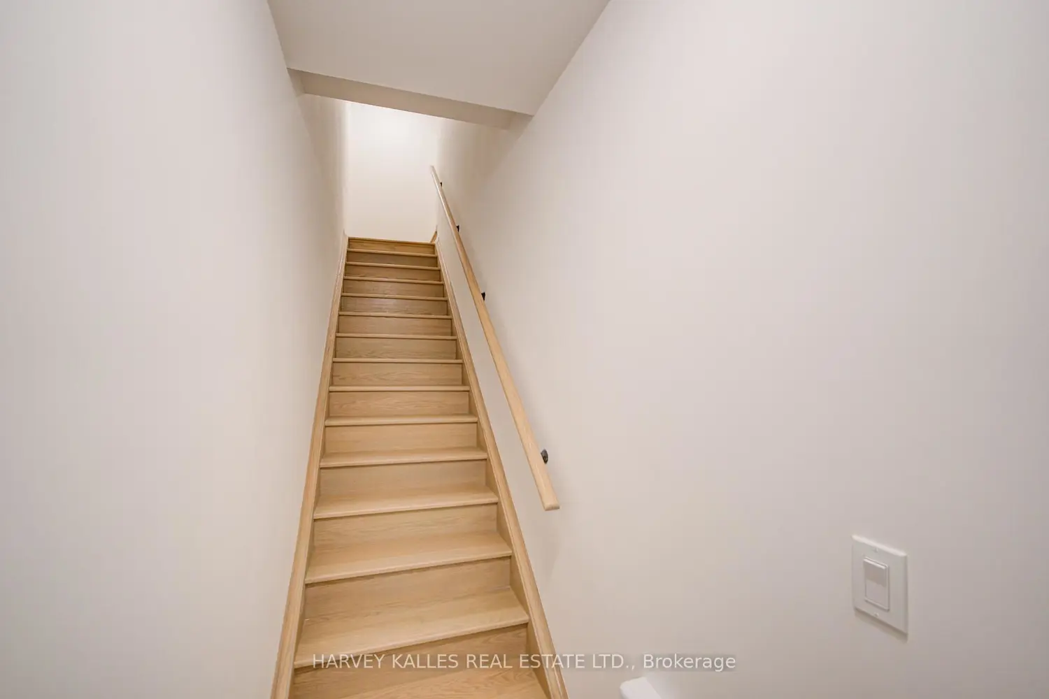 Additional image 3 of 18 Lytham Green Circle 11