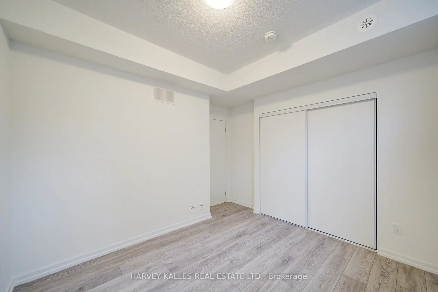 Additional image 17 of 24 Lytham Green Circle 16