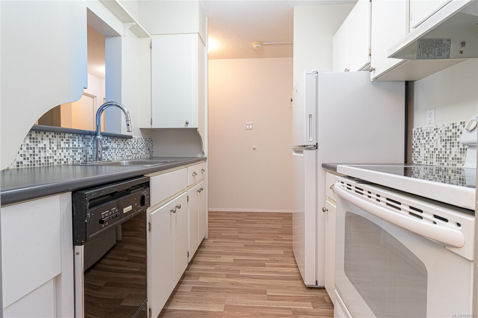 Additional image 2 of 108-2040 White Birch Road, Sidney, BC, V8L 2R1
