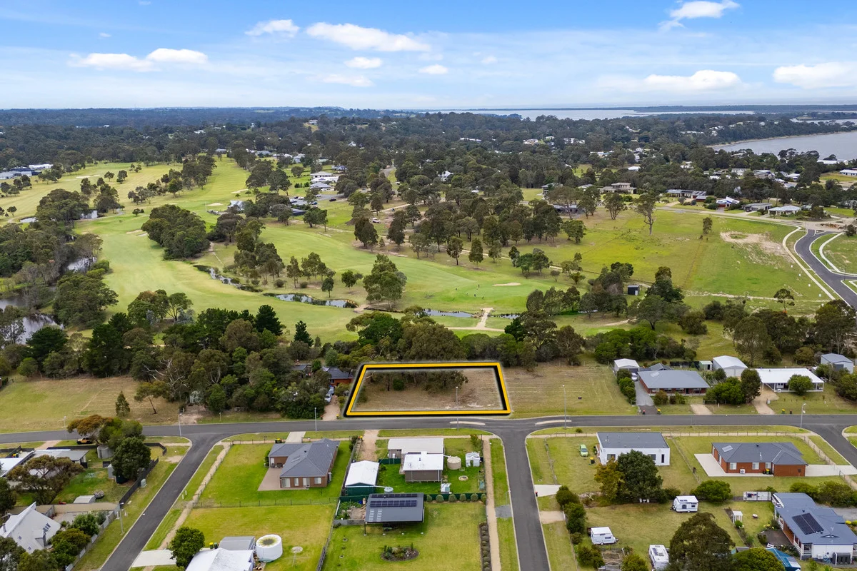 33 Broadlands Road, Metung VIC 3904