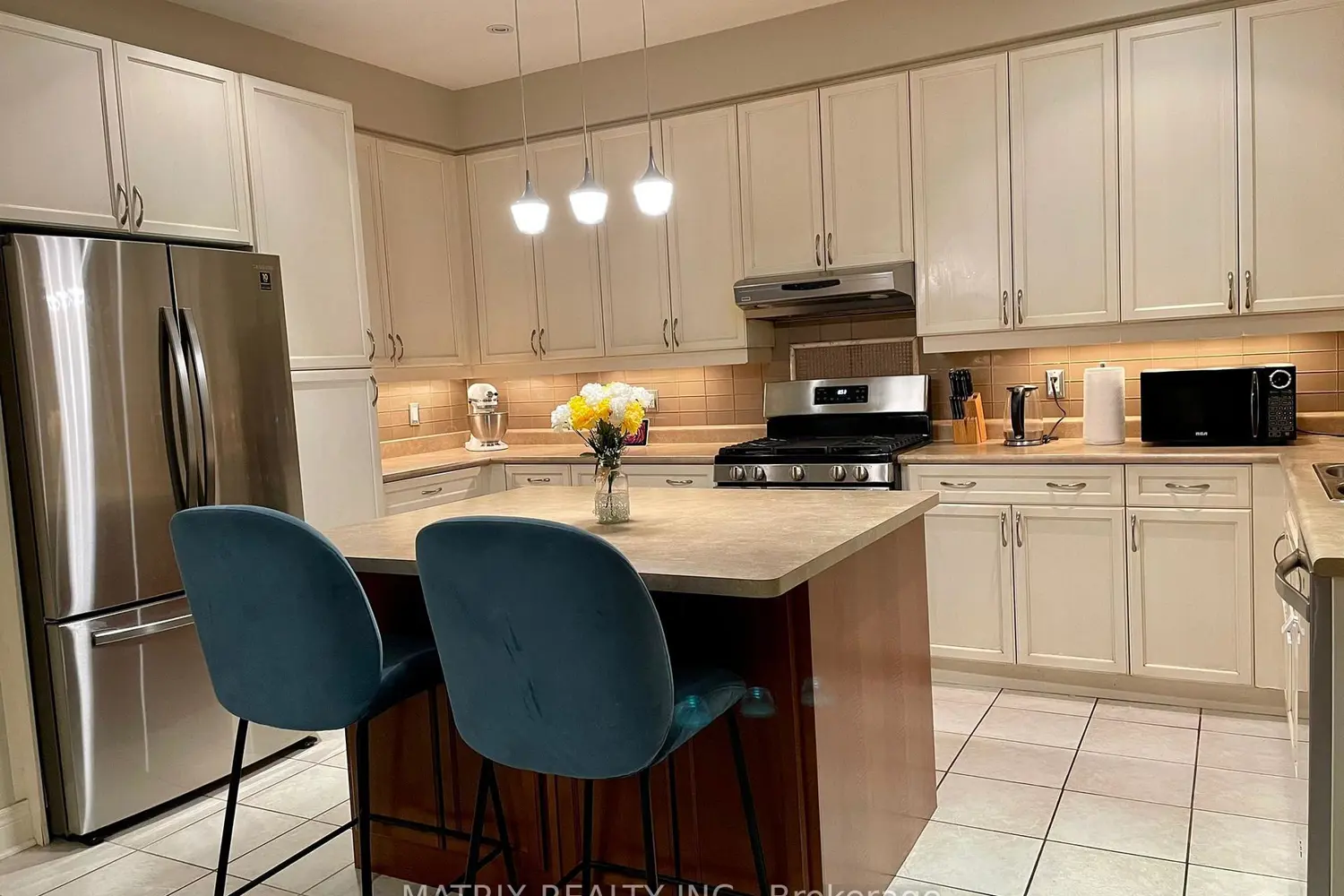 Additional image 10 of 69 Ken Laushway Avenue