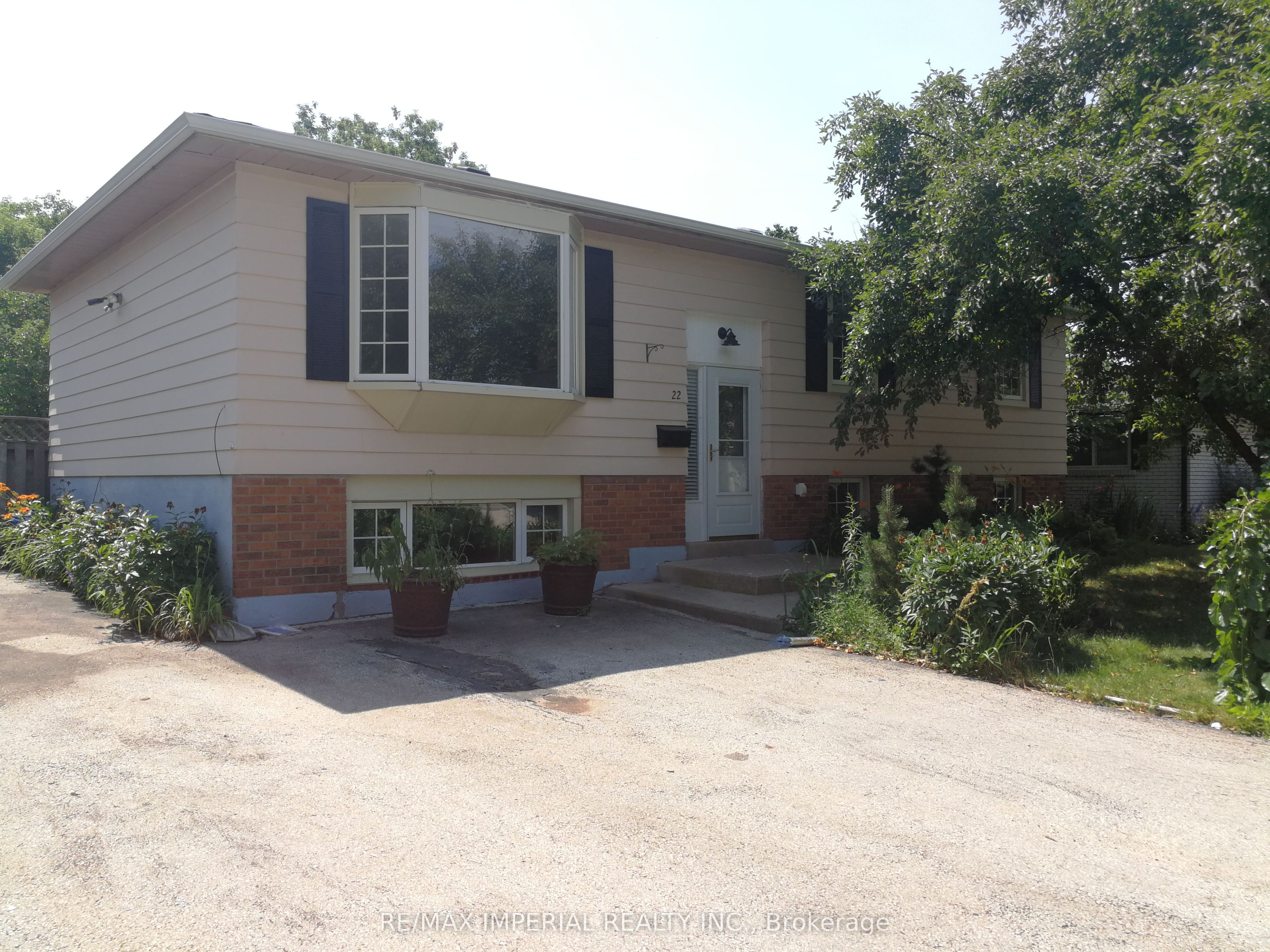 22 Miller Road, Oakville, ON, L6H 1J6