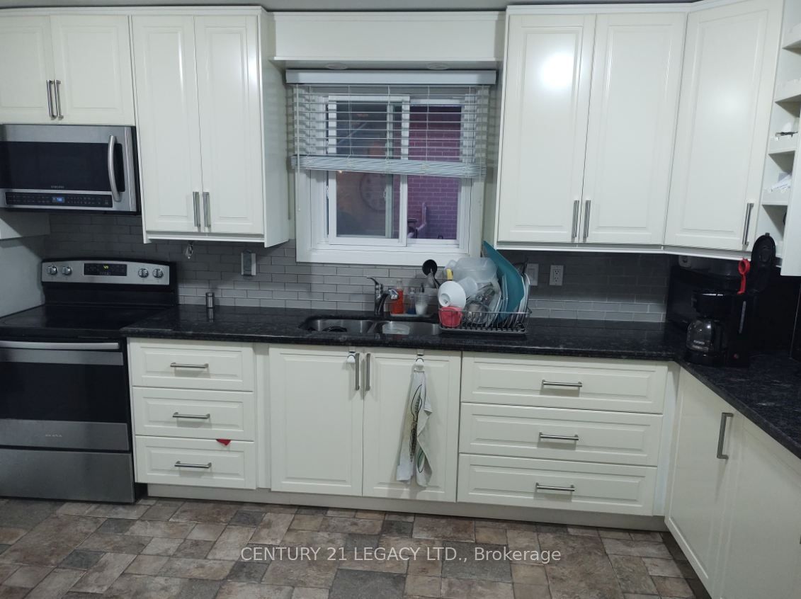 Additional image 5 of 129 Mccraney Street W, Oakville, ON, L6H 1H5