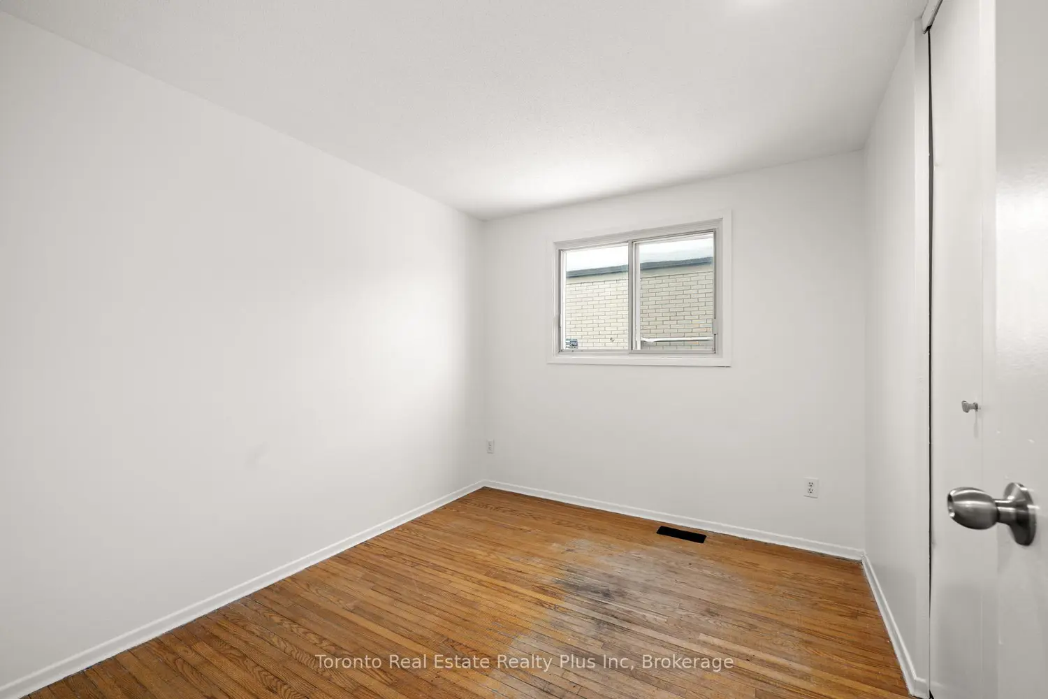 Additional image 7 of 134 Pepperwood Crescent