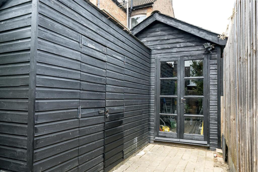 Additional image 20 of Boundary Road, St. Albans