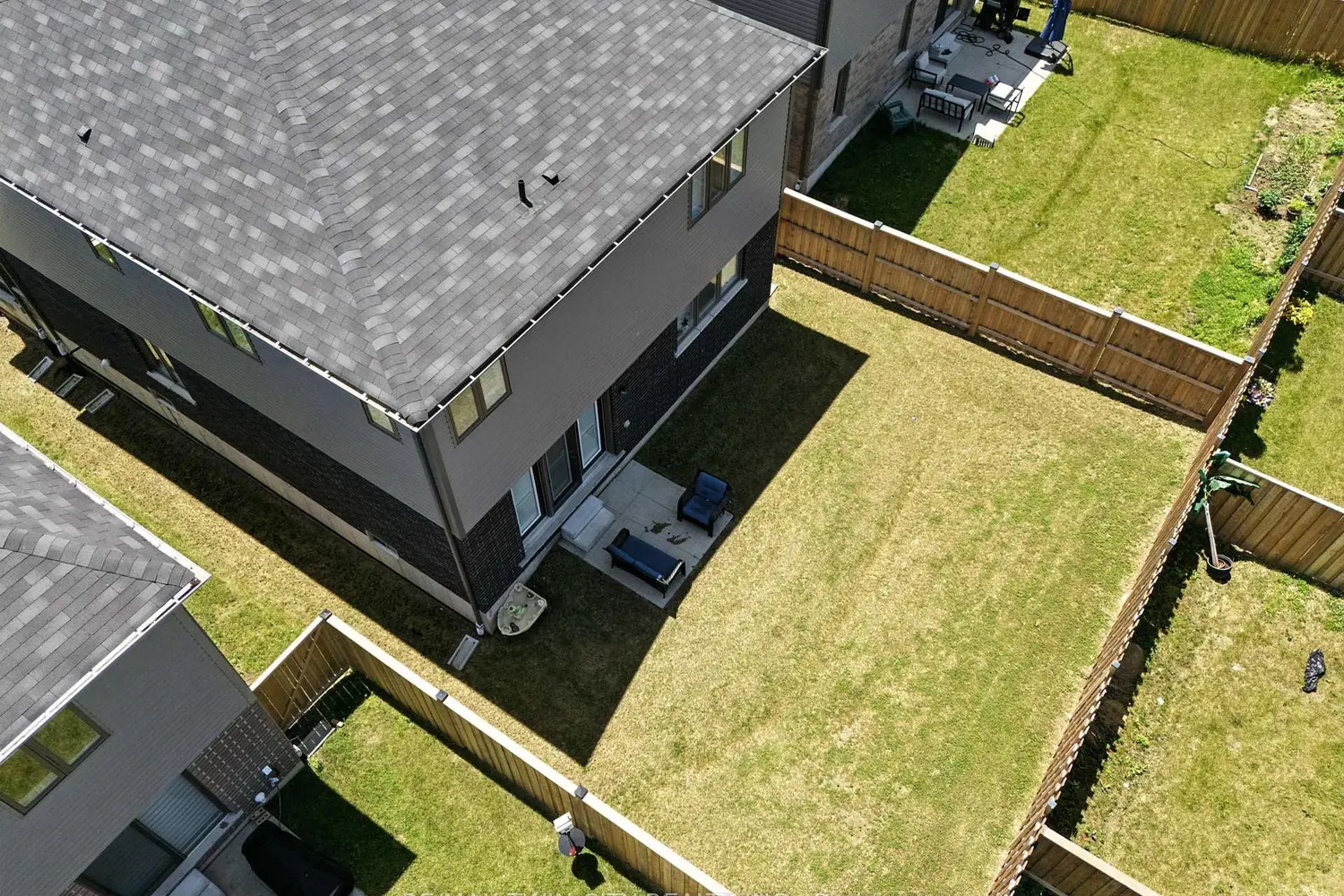 Additional image 19 of 38 Lydia Lane