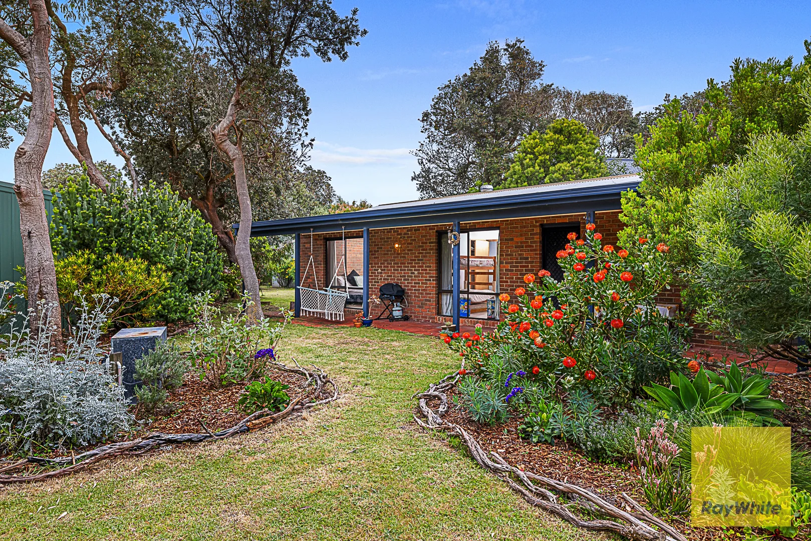 9 Wattle Court, Sandy Point VIC 3959