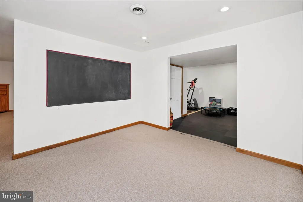 Additional image 44 of 161 Woodland Road, Newark, DE 19702