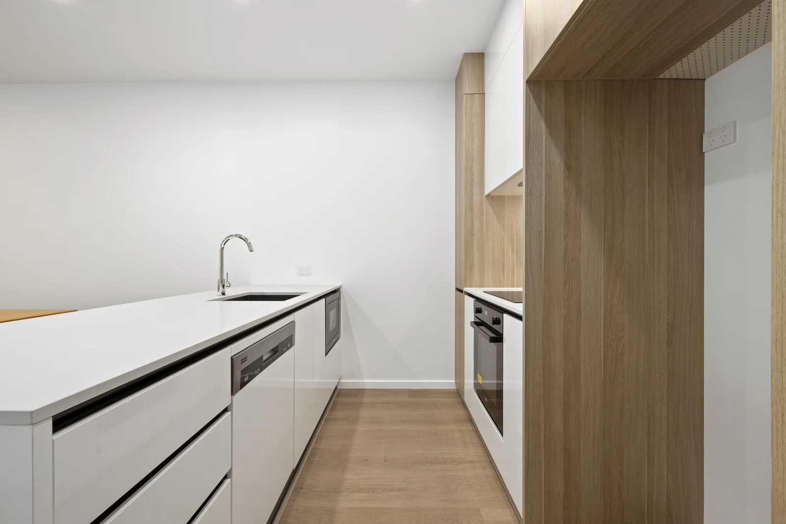 Additional image 4 of 17 Captain Cook Crescent, Griffith ACT 2603